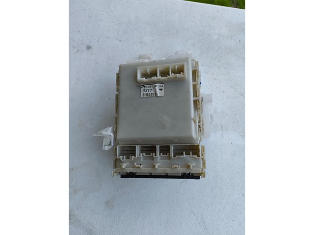 2004 Toyota Prius Fuse Box