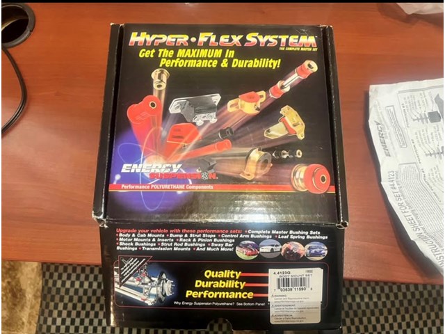 1990 Ford F150 Energy Suspension Body Mount Set Kit 4.4123G (NEW)