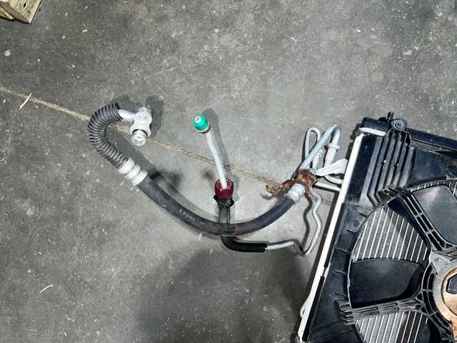 03-07 Infiniti G35 Coupe Auto Trans Radiator AC Condenser Cooling Fan Assembly