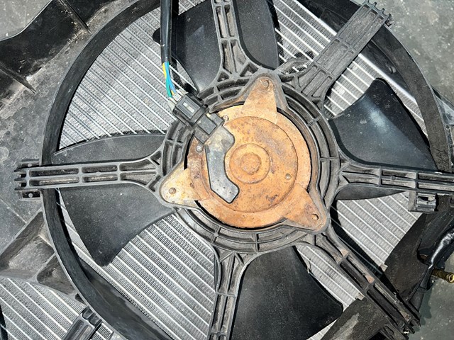 03-07 Infiniti G35 Coupe Auto Trans Radiator AC Condenser Cooling Fan Assembly