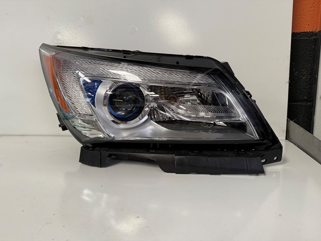2014 Buick Lacrosse Headlight (Driver)