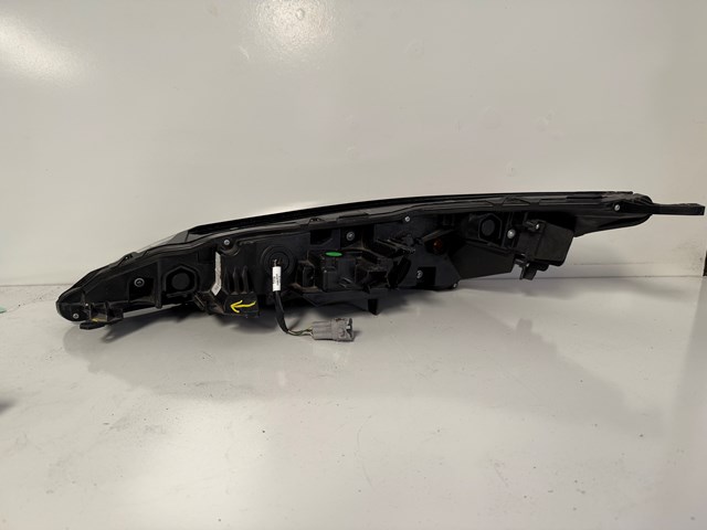 2021 Nissan Rogue Headlight ( Passenger)