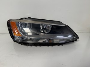 2011 Volkswagen Jetta Headlight (Passenger)