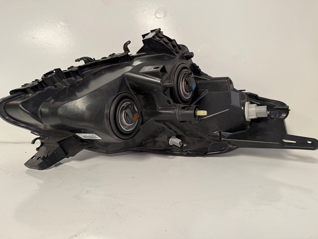 2007 Nissan Altima Driver Headlight