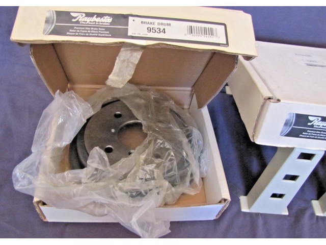1996-2001 GEO CHEVROLET METRO 4DR Brake Drum RAYBESTOS 9534 set of 2 NEVER INSTA