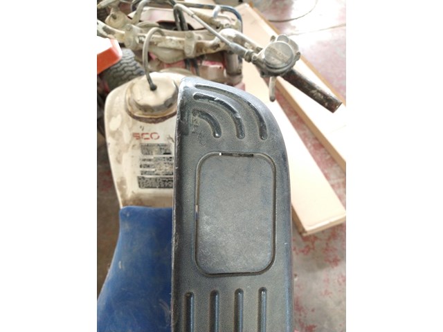 2006 Ford F250 Bed Molding 