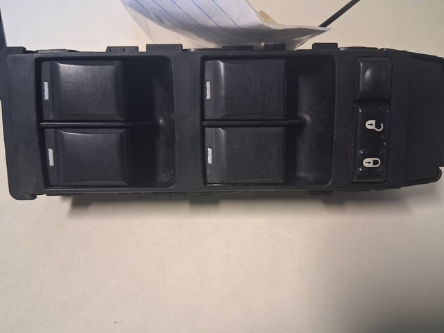 2011 Chrysler 200 Door Switch