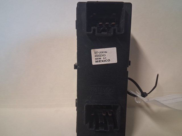 2009 Ford Crown Victoria Door Switch