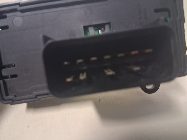 2001 Chrysler Town and Country Door Switch