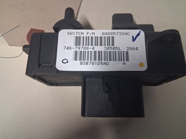 2001 Chrysler Town and Country Door Switch