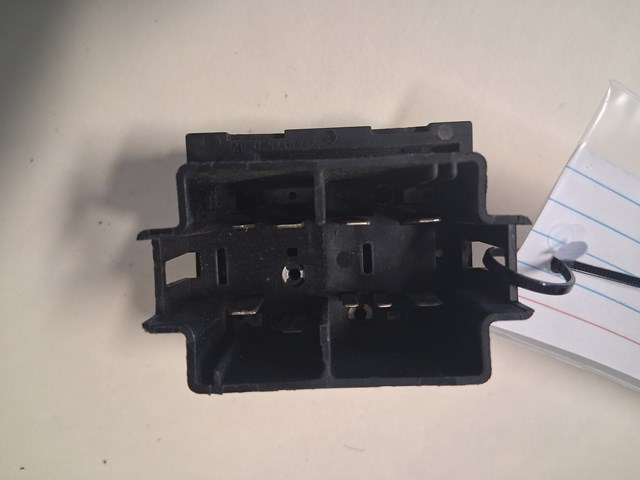 2000 Ford F150 Door Switch