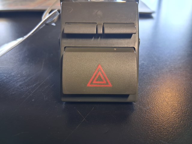 2007 Toyota Camry Dash Console Switch