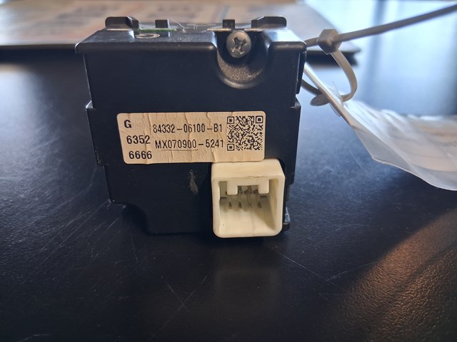 2007 Toyota Camry Dash Console Switch