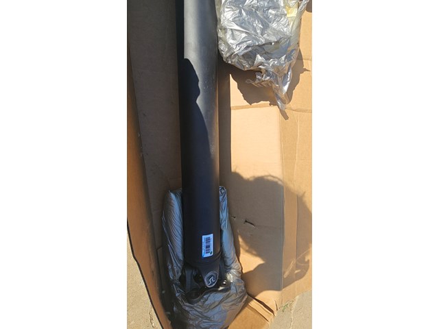 2004 Ford Ranger Rear Driveshaft