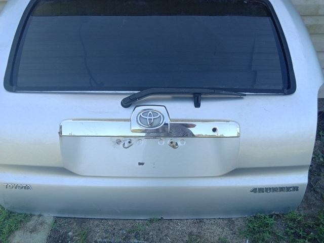 2006 Toyota 4Runner hatchback body part