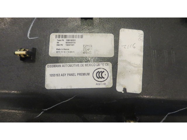 2017 Tesla Model S Center Console driver's side trim panel