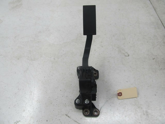 2007-2015 NISSAN XTERRA OEM LEFT FRONT GAS ACCELERATION PEDAL 