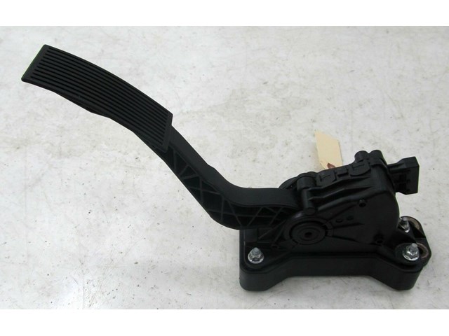 2007-2015 NISSAN XTERRA OEM LEFT FRONT GAS ACCELERATION PEDAL 