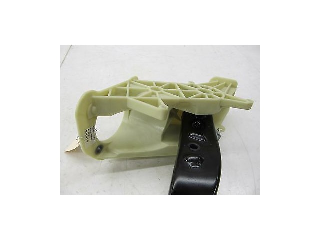 2011-2013 BMW 550i 535i F10 OEM LEFT FRONT BRAKE PEDAL 6775368