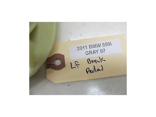 2011-2013 BMW 550i 535i F10 OEM LEFT FRONT BRAKE PEDAL 6775368