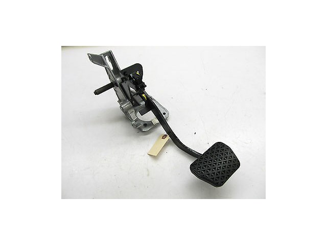 2004-2006 BMW X3 E83 OEM BRAKE PEDAL PAD W/ SENSOR 3331164