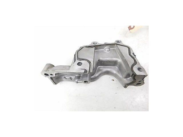 2009-2015 NISSAN 370Z COUPE OEM LEFT SIDE ENGINE CAMSHAFT BRACKET COVER