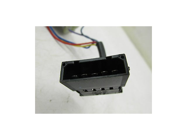 2004-2006 AUDI A8 L QUATTRO D3 OEM RIGHT FRONT SEATBELT HEIGHT ADJUSTER W/ MOTOR