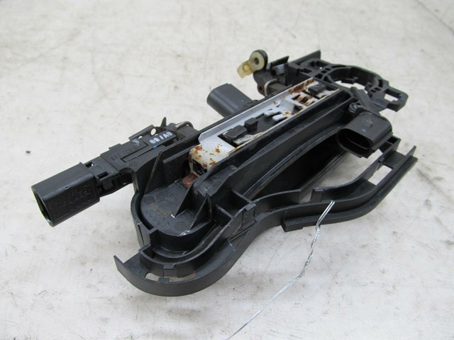 2005-2008 AUDI A6 C6 OEM RIGHT FRONT DOOR EXTERIOR DOOR HANDLE LEVER 