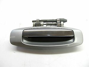 2003-2004 INFINITI G35 SEDAN OEM RIGHT FRONT PASSENGERS EXTERIOR DOOR HANDLE