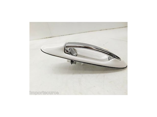 2008-2011 LINCOLN TOWN CAR OEM RIGHT FRONT PASSENGER EXTERIOR DOOR HANDLE WHITE