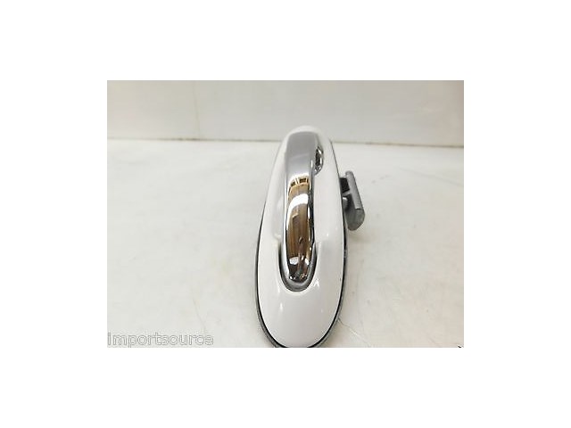 2008-2011 LINCOLN TOWN CAR OEM RIGHT FRONT PASSENGER EXTERIOR DOOR HANDLE WHITE