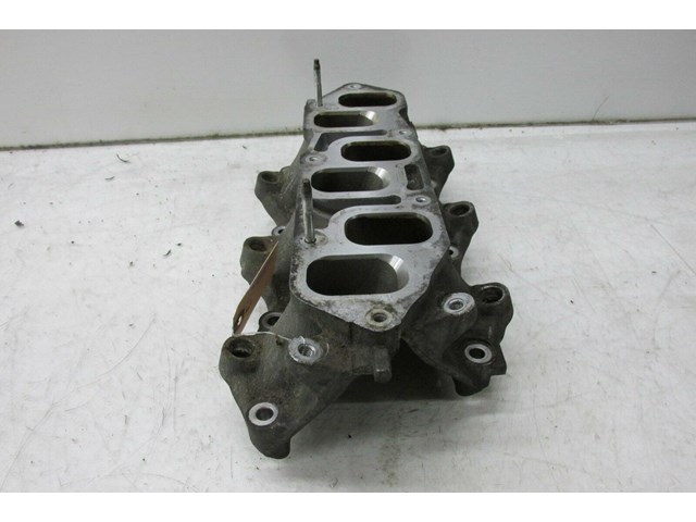 2007-2012 NISSAN XTERRA OEM FRONT LOWER INTAKE MANIFOLD  
