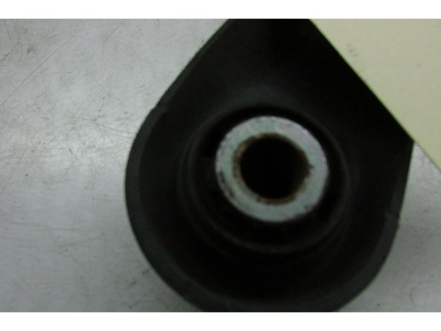 2006-2013 VOLVO C70 T5 OEM LEFT REAR LOWER CONTROL ARM