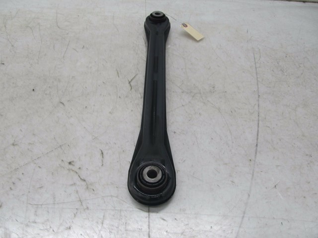 2004-2007 VOLKSWAGEN TOUAREG OEM RIGHT REAR LOWER CONTROL ARM 