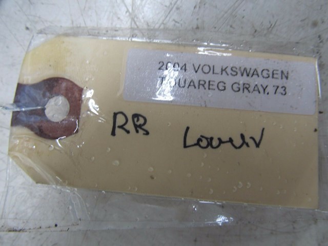 2004-2007 VOLKSWAGEN TOUAREG OEM RIGHT REAR LOWER CONTROL ARM 