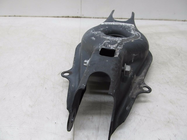 2012-2014 MERCEDES C250 W204 OEM RIGHT REAR LOWER CONTROL ARM 2043503008