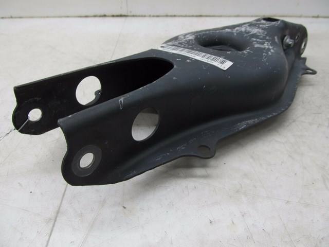 2012-2014 MERCEDES C250 W204 OEM RIGHT REAR LOWER CONTROL ARM 2043503008