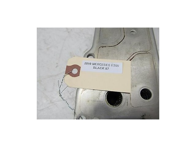 2010-2013 MERCEDES E350 W212 OEM ENGINE OIL COOLER BEHR H9154005