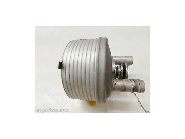 2012-2015 VOLKSWAGEN BEETLE A5 OEM 2.5 ENGINE OIL COOLER W/ BOLT