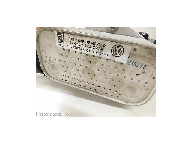 2012-2015 VOLKSWAGEN BEETLE A5 OEM ENGINE OIL COOLER & FILTER ADAPTER HOUSING