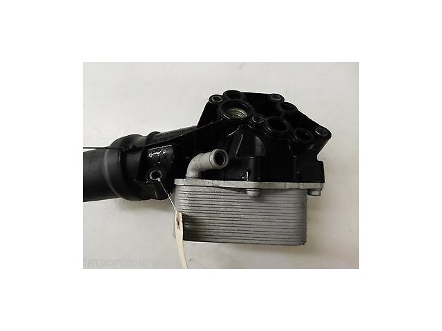2012-2015 VOLKSWAGEN BEETLE A5 OEM ENGINE OIL COOLER & FILTER ADAPTER HOUSING