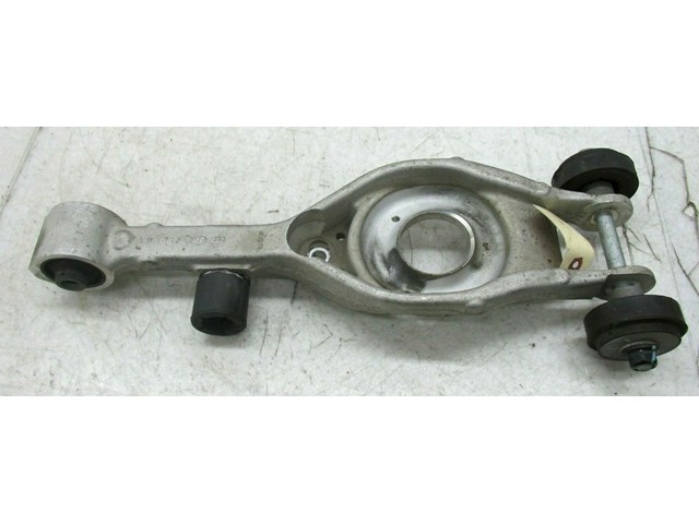 2014-2016 KIA CADENZA OEM RIGHT REAR LOWER CONTROL ARM 