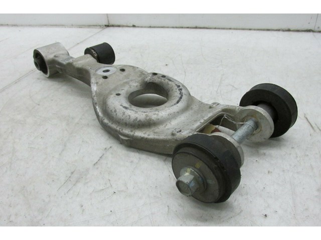 2014-2016 KIA CADENZA OEM RIGHT REAR LOWER CONTROL ARM 