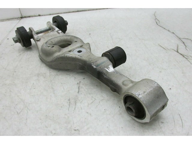 2014-2016 KIA CADENZA OEM LEFT REAR LOWER CONTROL ARM 