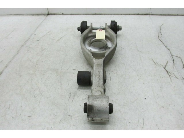 2014-2016 KIA CADENZA OEM LEFT REAR LOWER CONTROL ARM 