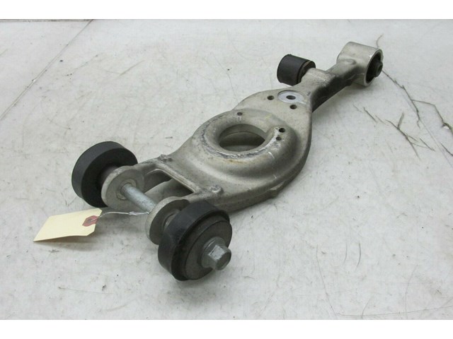 2014-2016 KIA CADENZA OEM LEFT REAR LOWER CONTROL ARM 