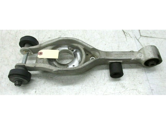 2014-2016 KIA CADENZA OEM LEFT REAR LOWER CONTROL ARM 
