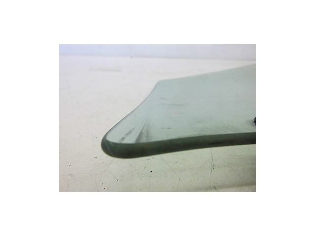 2003-2004 INFINITI G35 SEDAN OEM RIGHT SIDE FRONT DOOR GLASS WINDOW TEMPERLITE