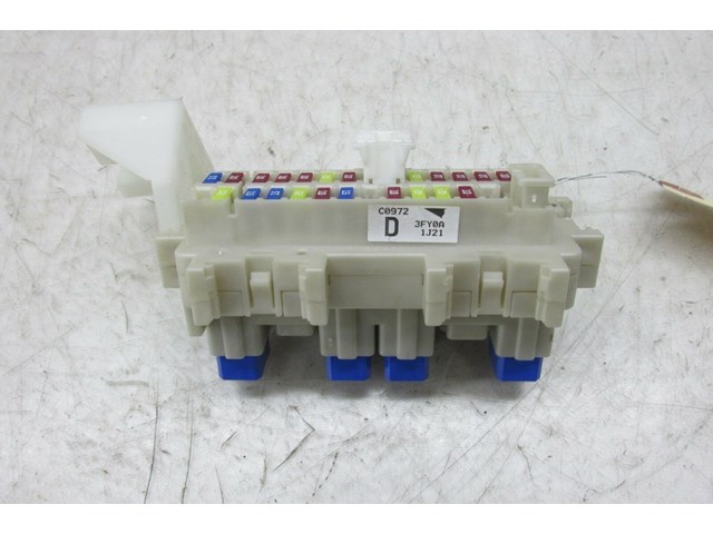  2009-2016 INFINITI FX35 QX70 OEM LEFT FRONT UNDER DASH FUSE BOX RELAY