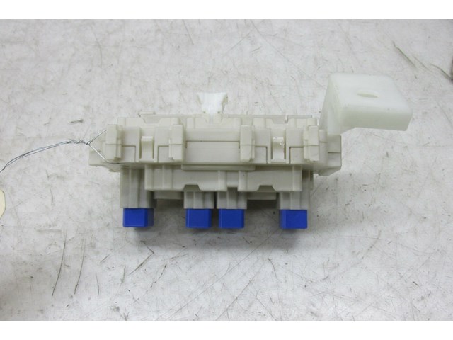  2009-2016 INFINITI FX35 QX70 OEM LEFT FRONT UNDER DASH FUSE BOX RELAY